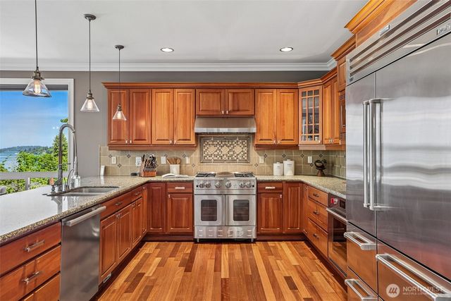 7100 S Ryan Street, Seattle, WA 98178