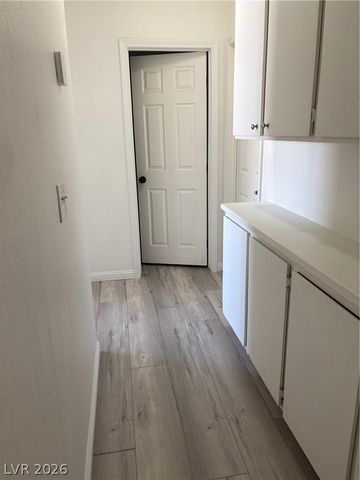 3535 Mercury Street F, North Las Vegas, NV 89030