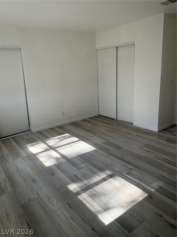 3535 Mercury Street F, North Las Vegas, NV 89030