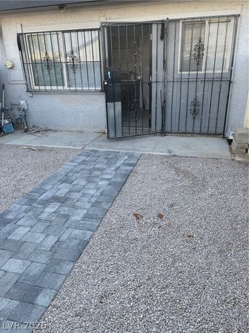 3535 Mercury Street F, North Las Vegas, NV 89030