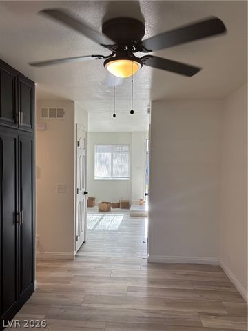 3535 Mercury Street F, North Las Vegas, NV 89030