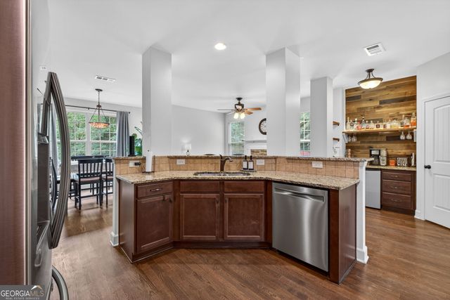 155 Cody Trail, Senoia, GA 30276