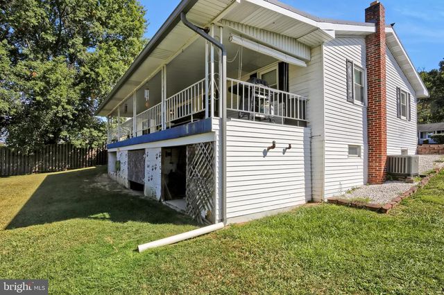 145 E VICKIE LN, Elizabethville, PA 17023