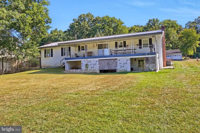 145 E VICKIE LN, Elizabethville, PA 17023