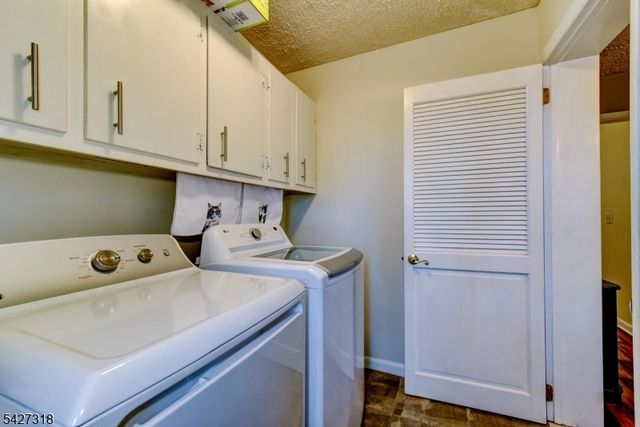 52 Ashburn Rd, Wayne Twp., NJ 07470