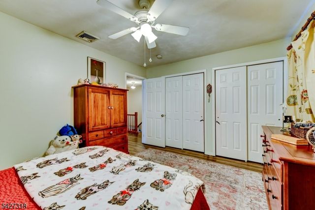 52 Ashburn Rd, Wayne Twp., NJ 07470