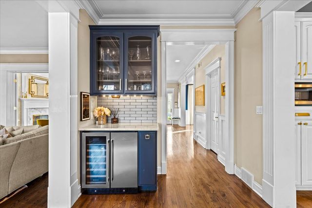 626 Washington Avenue, Wilmette, IL 60091