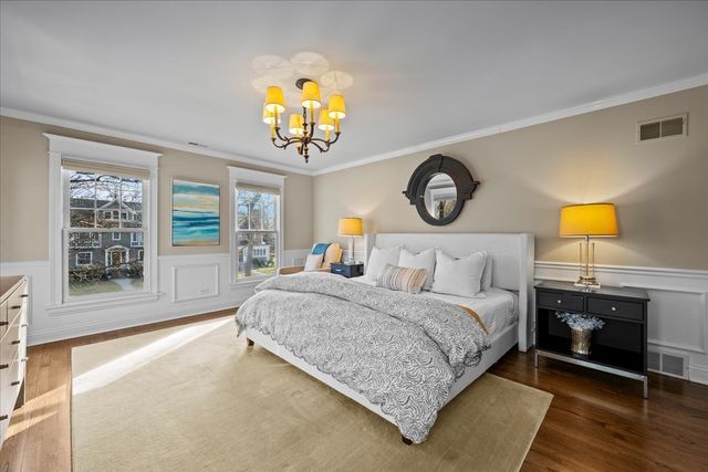 626 Washington Avenue, Wilmette, IL 60091