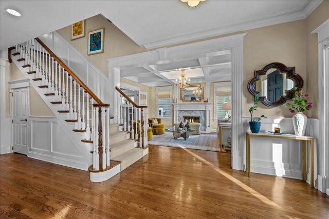 626 Washington Avenue, Wilmette, IL 60091