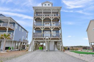 1081 New River Inlet Road, Sneads Ferry, NC 28460