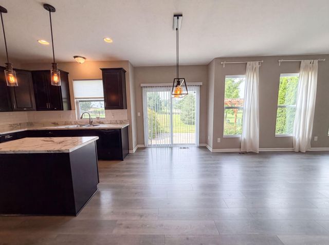 3212 Yellow Finch Way, Columbus, OH 43231