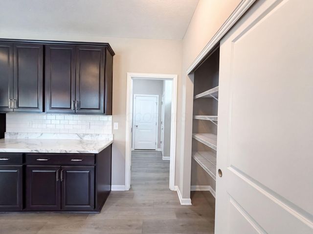 3212 Yellow Finch Way, Columbus, OH 43231