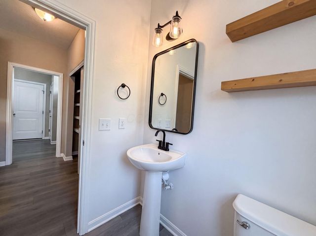 3212 Yellow Finch Way, Columbus, OH 43231