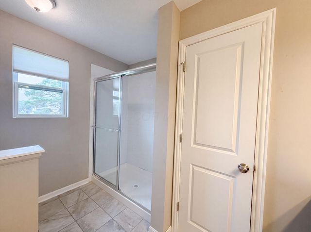 3212 Yellow Finch Way, Columbus, OH 43231