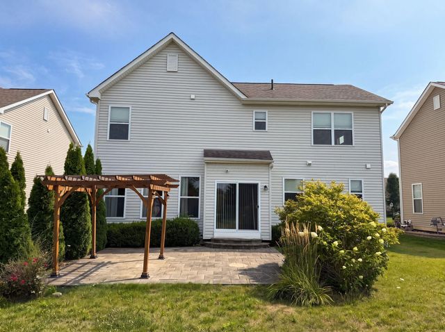 3212 Yellow Finch Way, Columbus, OH 43231