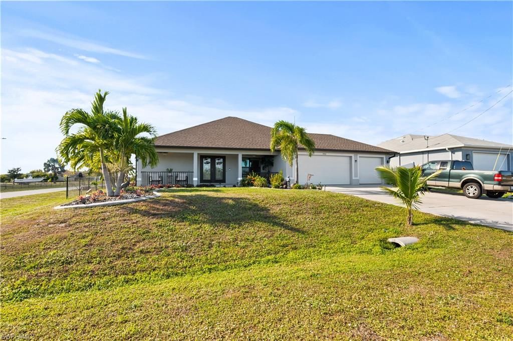 3902 NW 33rd AVE, CAPE CORAL, FL 33993 — photo 2