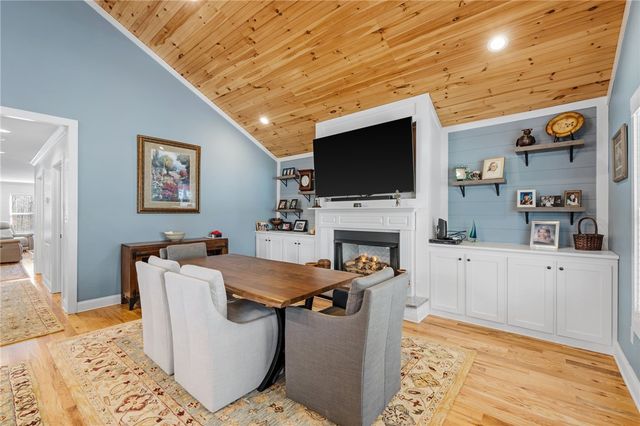 1122 Midway Road, Pickens, SC 29671