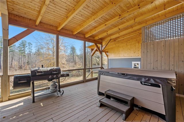 1122 Midway Road, Pickens, SC 29671