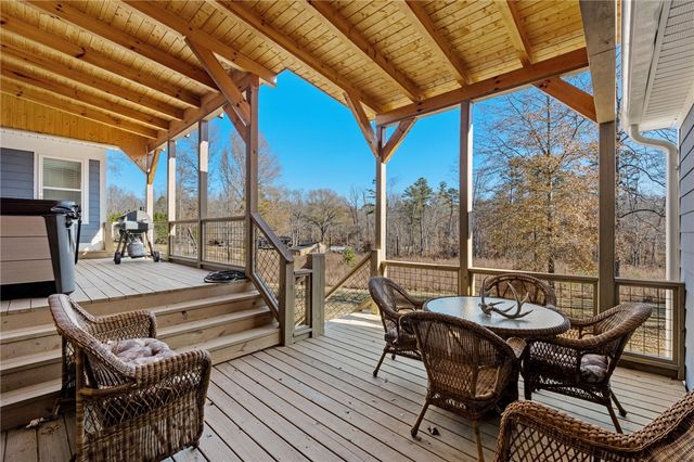 1122 Midway Road, Pickens, SC 29671