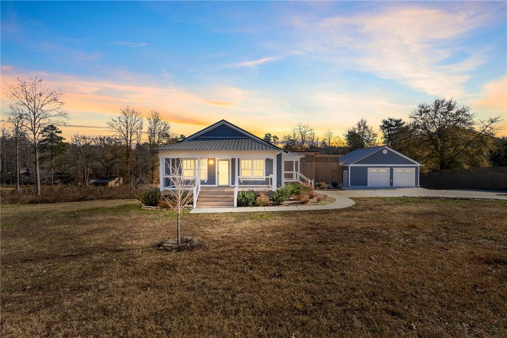 1122 Midway Road, Pickens, SC 29671