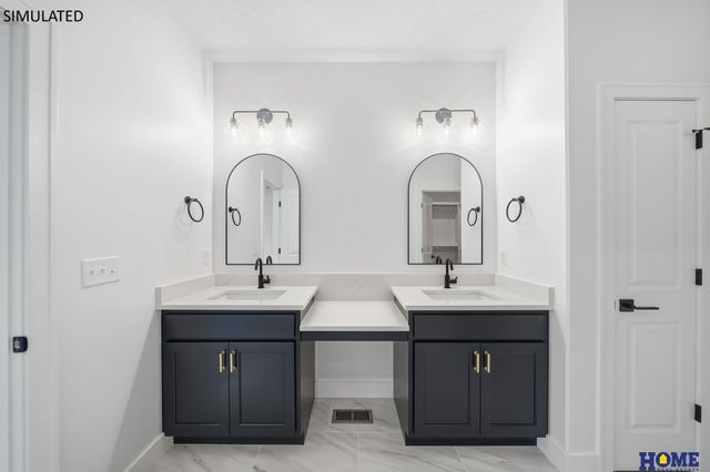 720 Regiment Road, Lincoln, NE 68527