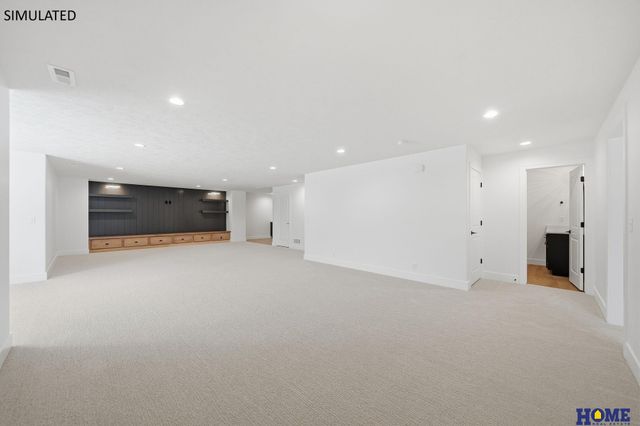 720 Regiment Road, Lincoln, NE 68527