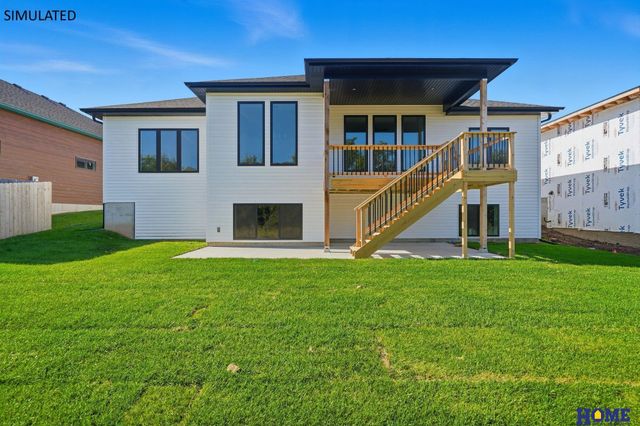 720 Regiment Road, Lincoln, NE 68527