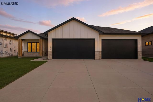 720 Regiment Road, Lincoln, NE 68527