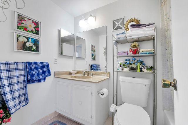 8390 Lagos De Campo Boulevard, Tamarac, FL 33321