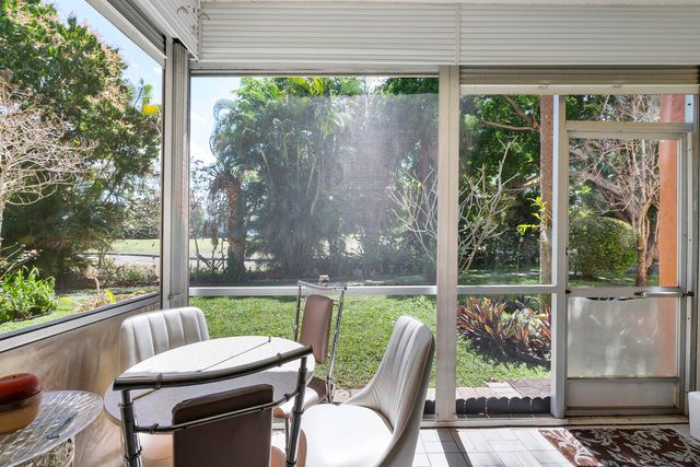 8390 Lagos De Campo Boulevard, Tamarac, FL 33321