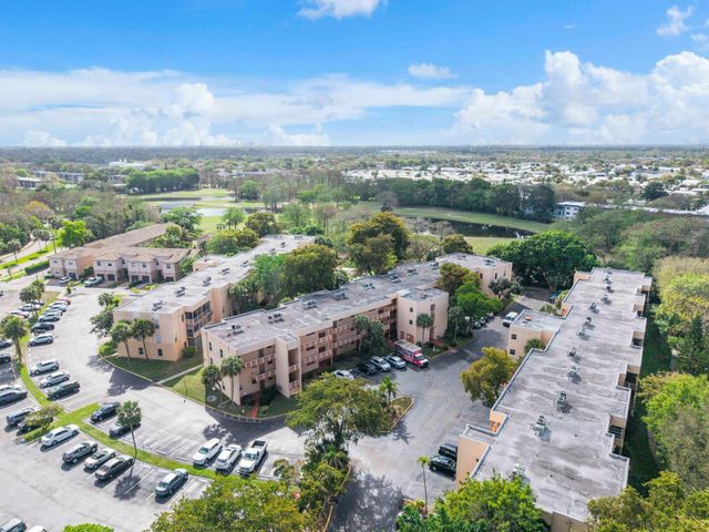 8390 Lagos De Campo Boulevard, Tamarac, FL 33321