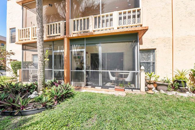 8390 Lagos De Campo Boulevard, Tamarac, FL 33321