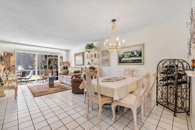 8390 Lagos De Campo Boulevard, Tamarac, FL 33321