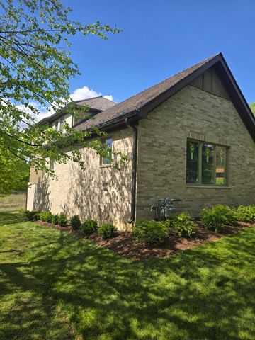 7234 Roxbury Court, Long Grove, IL 60060