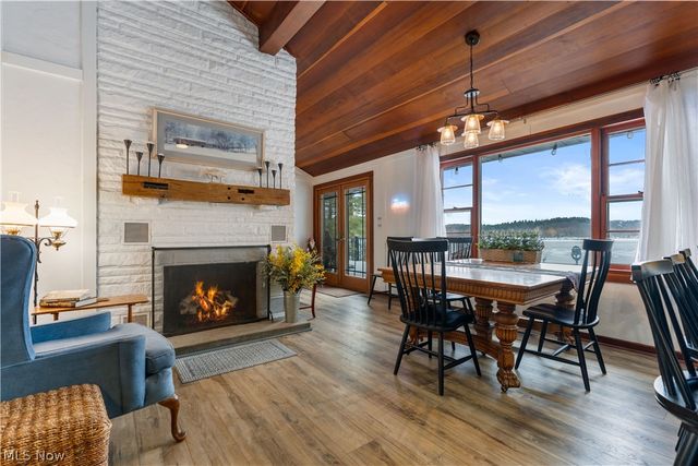 9707 Lakewood Drive NE, Mineral City, OH 44656