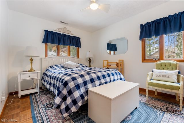 9707 Lakewood Drive NE, Mineral City, OH 44656