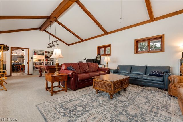 9707 Lakewood Drive NE, Mineral City, OH 44656