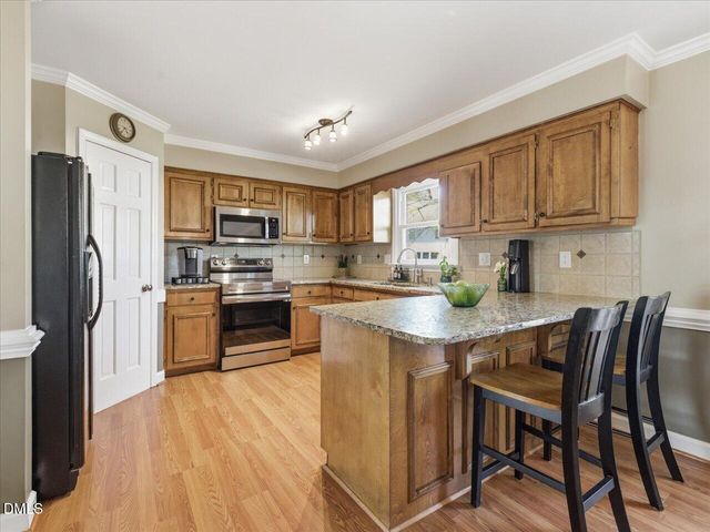 1006 Lantern Light Court, Apex, NC 27502