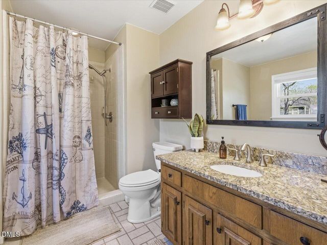 1006 Lantern Light Court, Apex, NC 27502