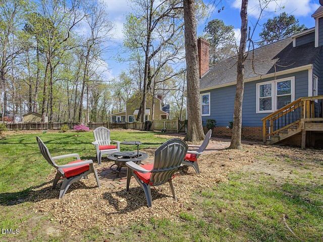 1006 Lantern Light Court, Apex, NC 27502