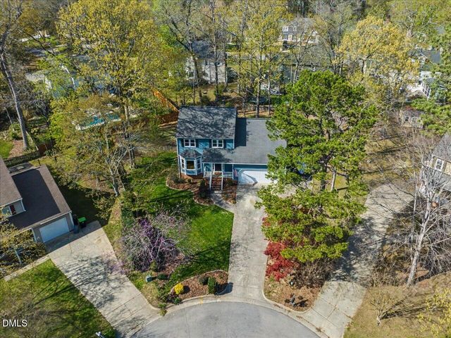 1006 Lantern Light Court, Apex, NC 27502