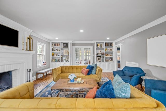 406 W Narroway, Benton, AR 72015