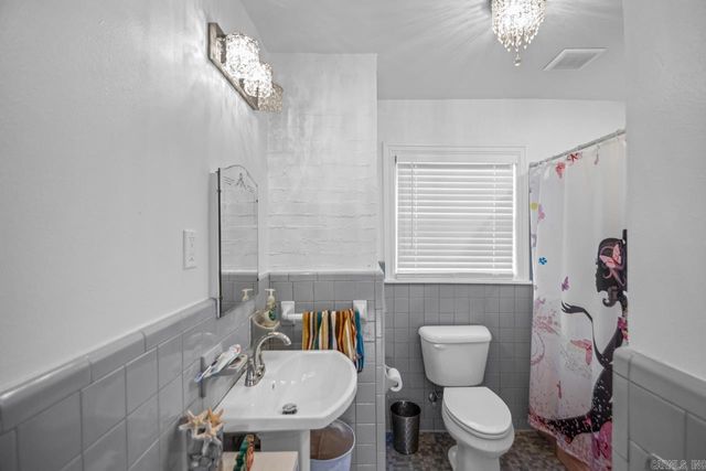 406 W Narroway, Benton, AR 72015