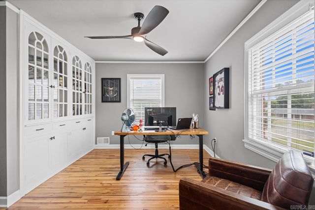 406 W Narroway, Benton, AR 72015