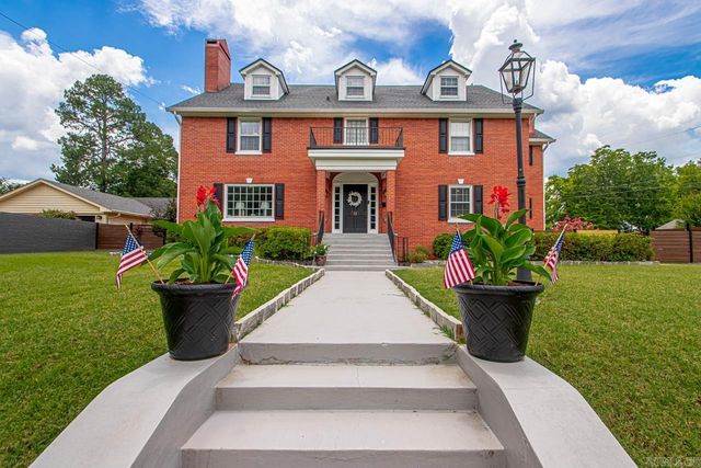 406 W Narroway, Benton, AR 72015