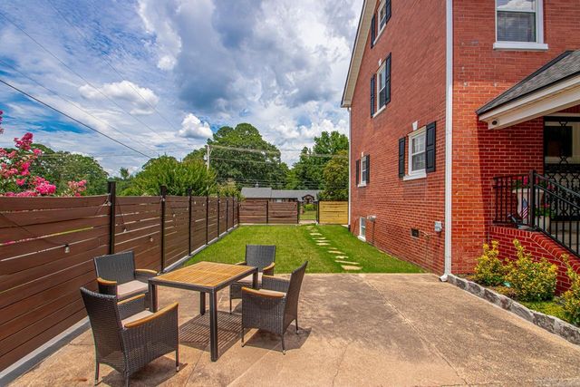 406 W Narroway, Benton, AR 72015