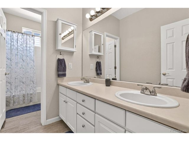 20737 E Fair Ln, Aurora, CO 80016