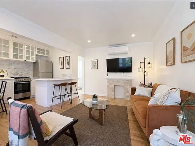 1111 21st Street C, Santa Monica, CA 90403