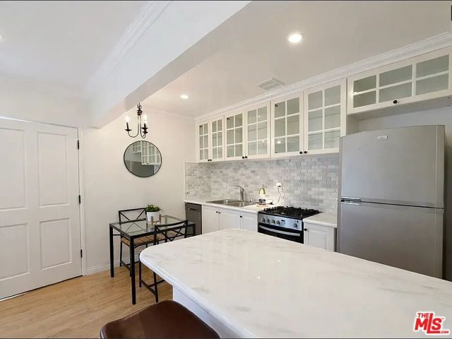 1111 21st Street C, Santa Monica, CA 90403