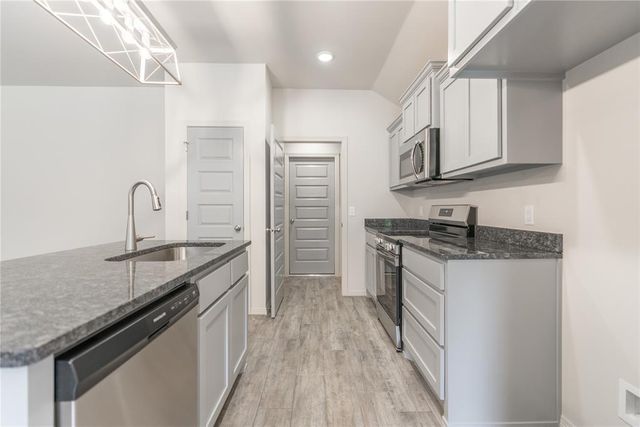 4616 Lincoln Landing, Harrah, OK 73045
